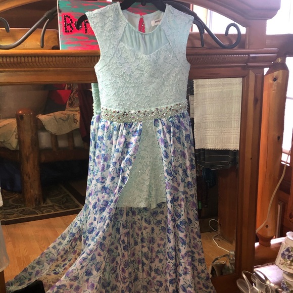 Gorgeous turquoise sequined formal dress shorts - Picture 5 of 8